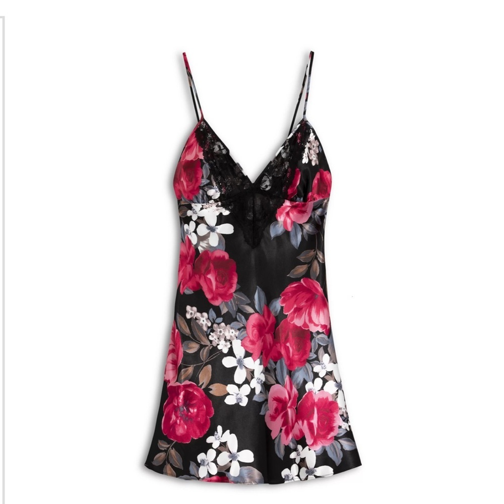 LILAC & LONDON sleepwear
